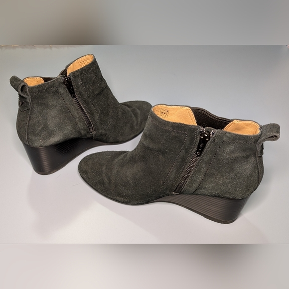 Vionic Paloma dark green/gray suede wedge ankle booties, US 6 (EU 37) - Picture 4 of 8